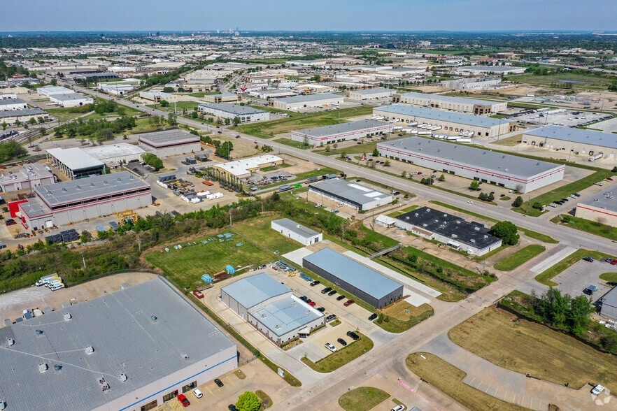 2150 N Indianwood Ave, Broken Arrow, OK for sale - Aerial - Image 3 of 5