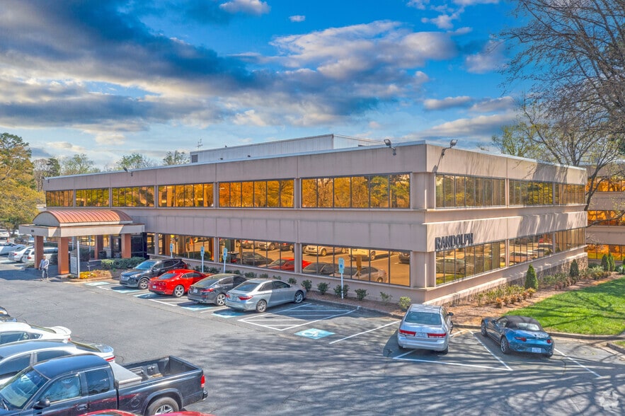 3541 Randolph Rd, Charlotte, NC for lease - Building Photo - Image 3 of 22