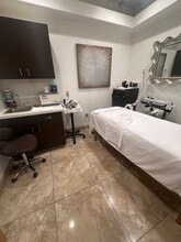 1035 W Queen Creek Rd, Chandler, AZ à louer Photo intérieure- Image 2 de 4