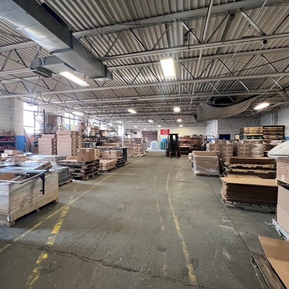 717-721 3rd Ave, Mount Vernon, NY for lease - Building Photo - Image 2 of 9