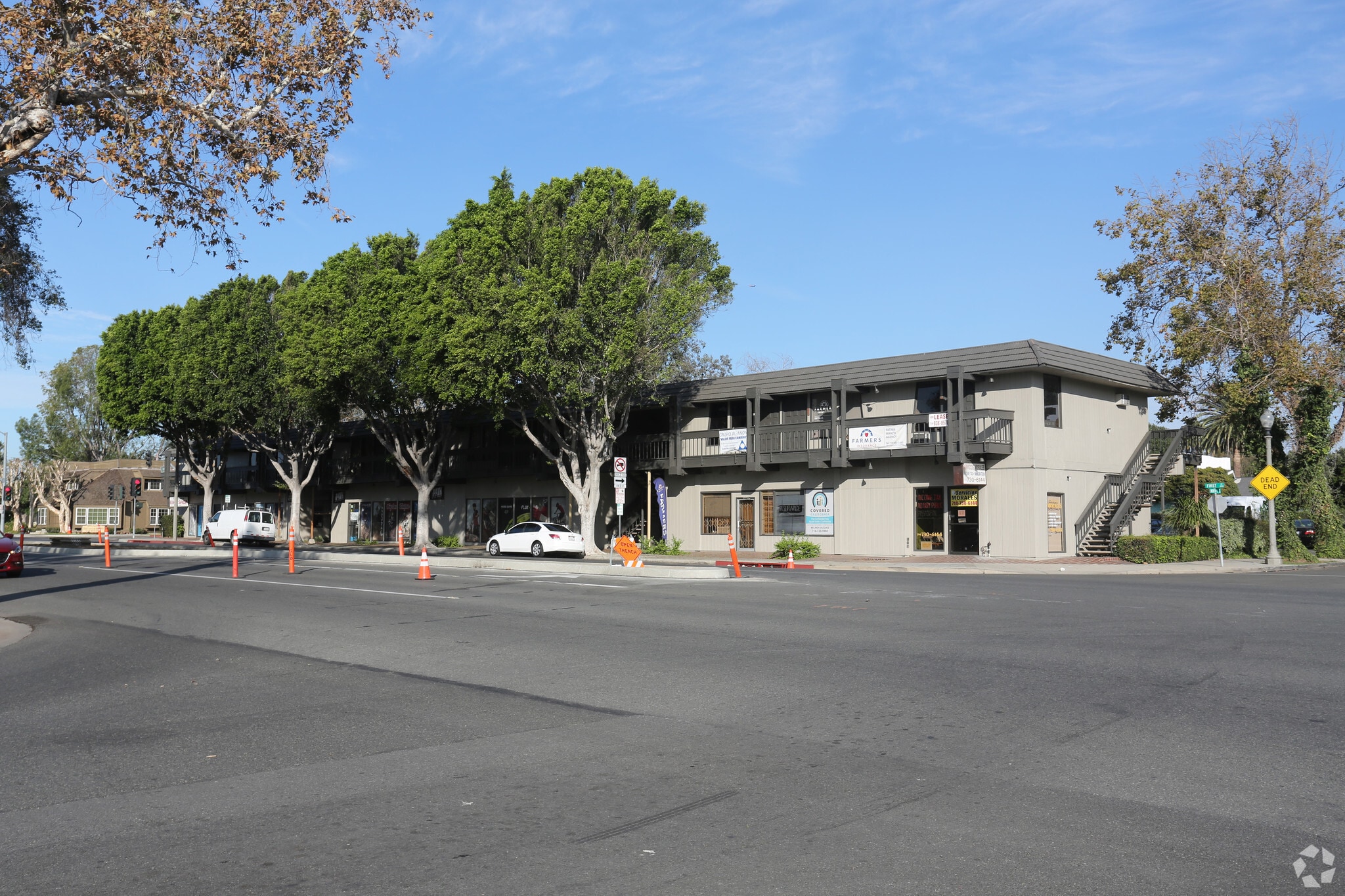 205-215 W 1st St, Tustin, CA for lease Primary Photo- Image 1 of 4