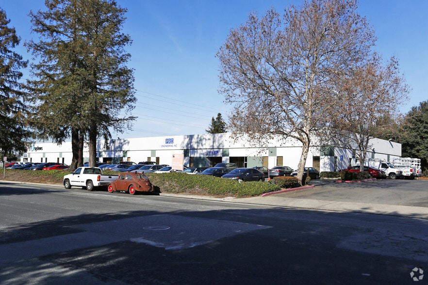 2490 Kruse Dr, San Jose, CA for lease - Building Photo - Image 2 of 4