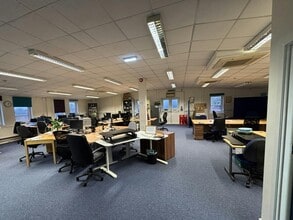 High St, Kidlington for lease Interior Photo- Image 1 of 3