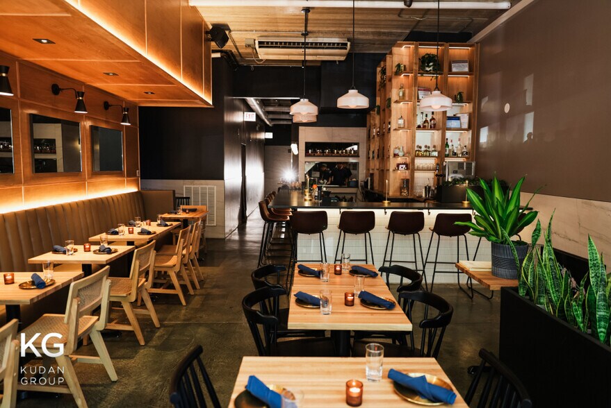 819 W Fulton St, Chicago, IL à louer - Photo intérieure - Image 2 de 9