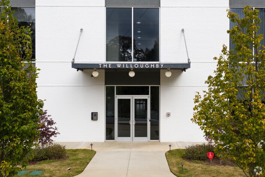 746 Willoughby Way NE, Atlanta, GA à louer - Photo du bâtiment - Image 2 de 19