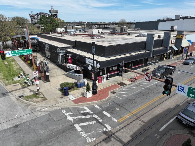 300 President Clinton Ave, Little Rock, AR à louer - Photo du bâtiment - Image 1 de 26