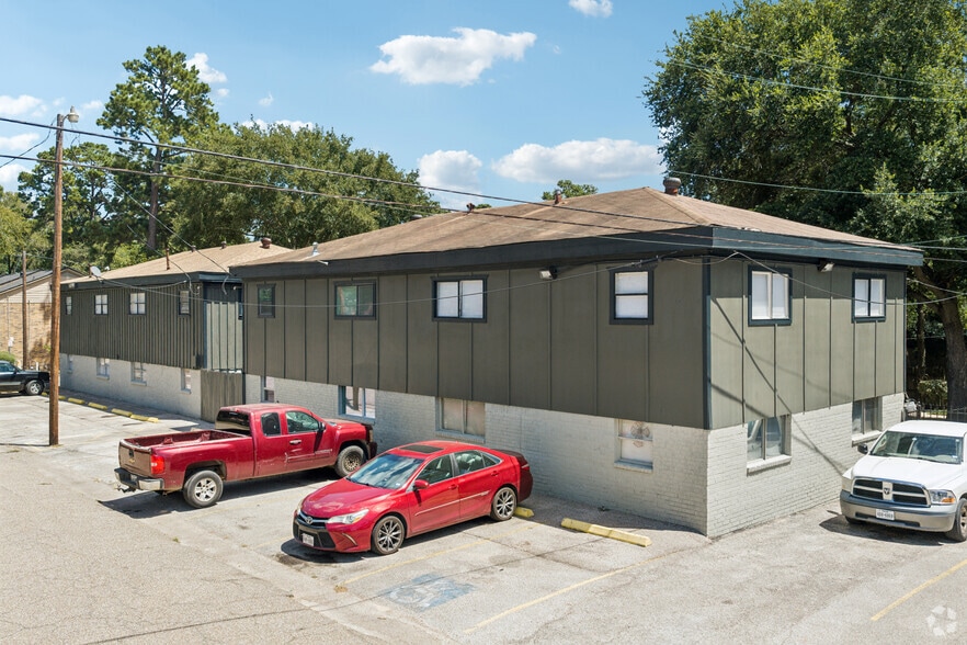 1510 Odd Fellow St, Conroe, TX for sale - Building Photo - Image 2 of 14