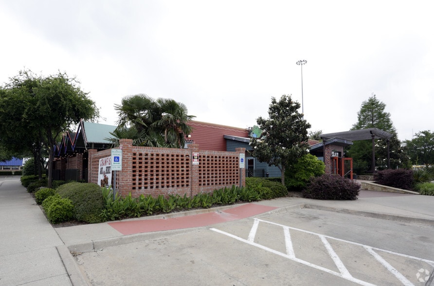 13949 N Central Expy, Dallas, TX for sale - Building Photo - Image 3 of 4