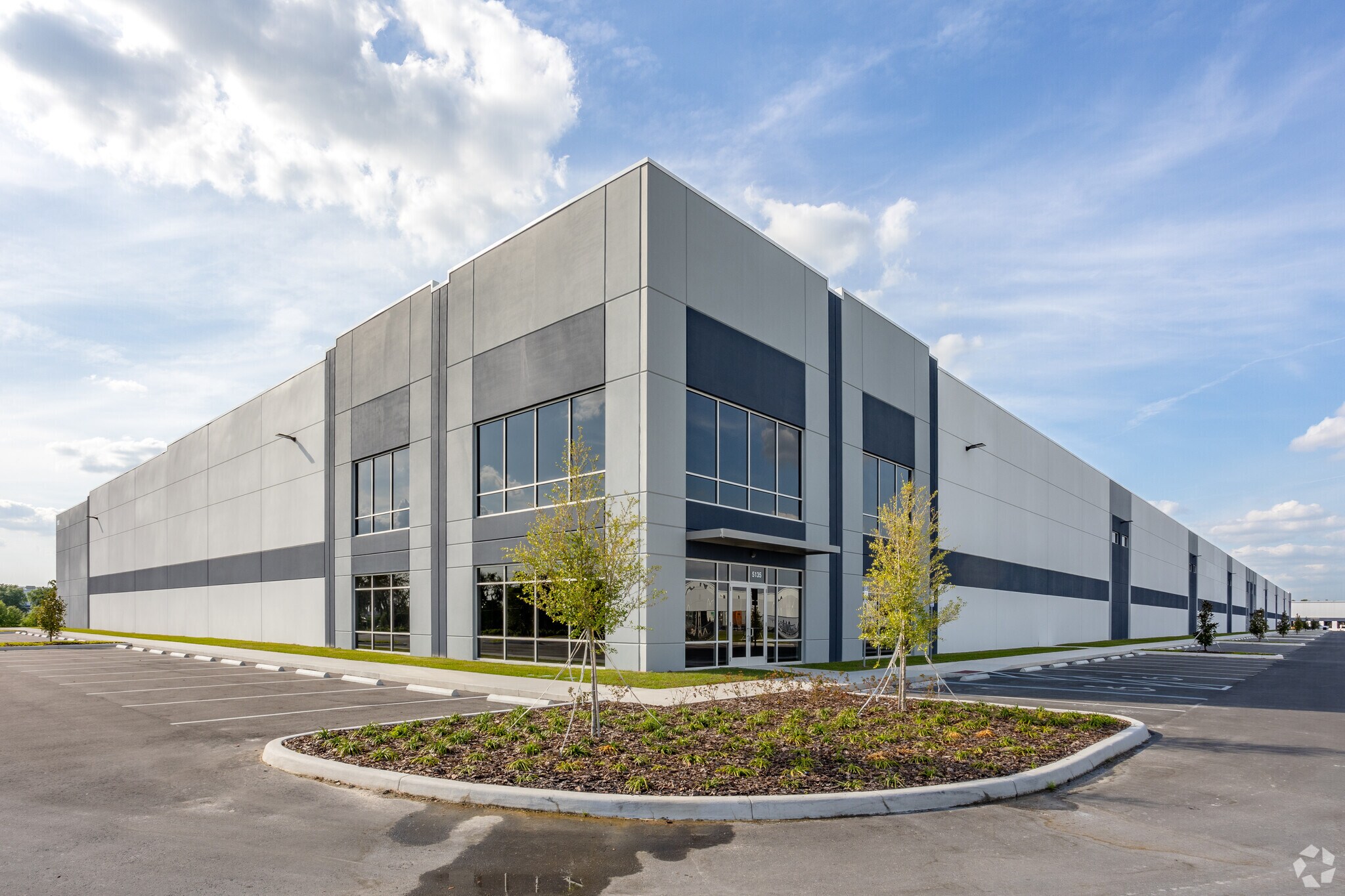 Drane Field, Lakeland, FL à louer Photo du bâtiment- Image 1 de 11