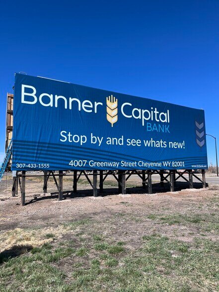 1709 Lincolnway Hwy, Cheyenne, WY à vendre - Photo du bâtiment - Image 2 de 5