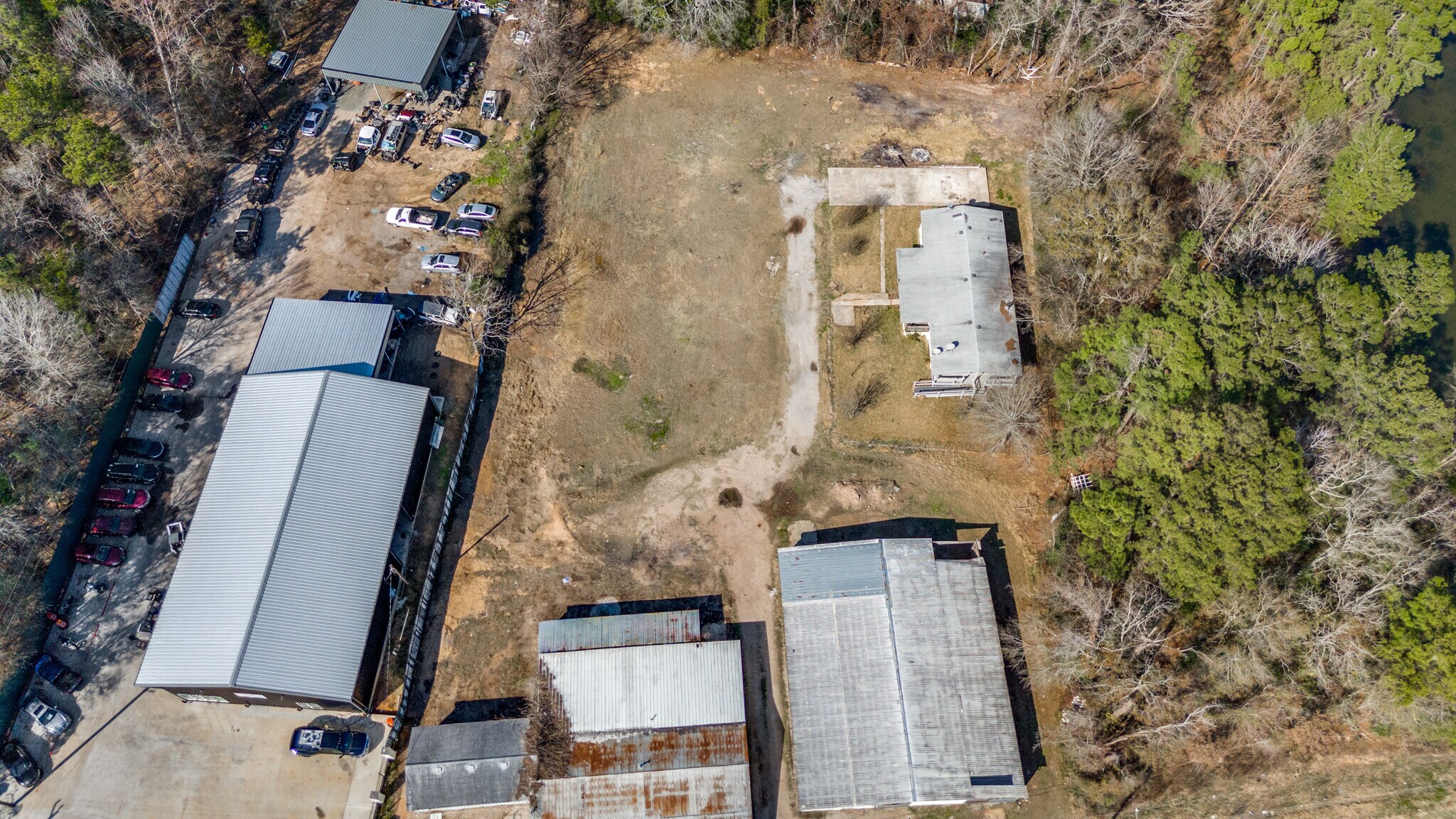 12897 Highway 105 E, Conroe, TX for sale Primary Photo- Image 1 of 6