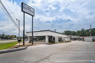 1106 Gault Ave S, Fort Payne, AL for lease Building Photo- Image 2 of 20