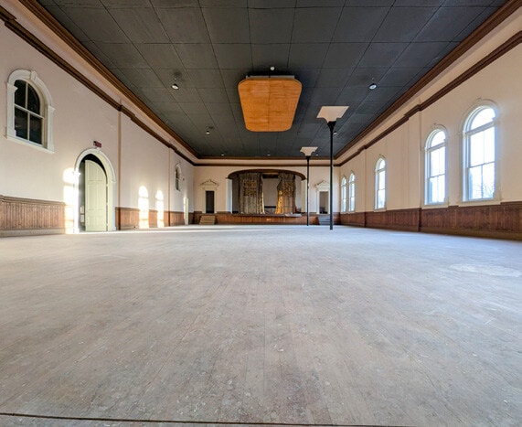39-49 Main St S, Seaforth, ON for lease Interior Photo- Image 1 of 9