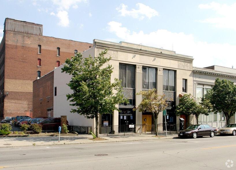 199 Delaware Ave, Buffalo, NY à vendre - Photo principale - Image 1 de 1