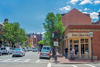 Plus de détails pour 62-66 Charles St, Boston, MA - Vente au détail à louer