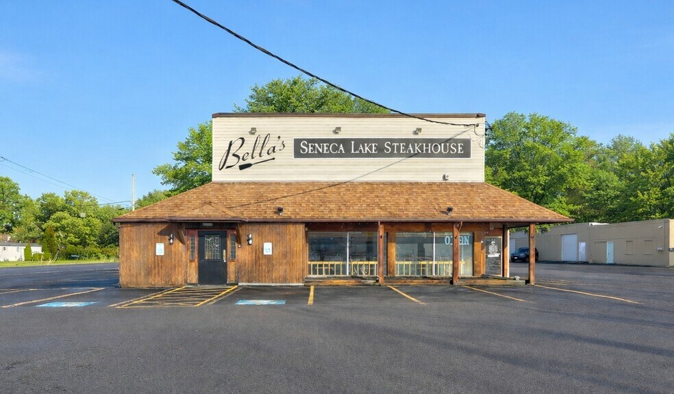 369 Waterloo Geneva Rd, Waterloo Town, NY for sale - Building Photo - Image 2 of 38