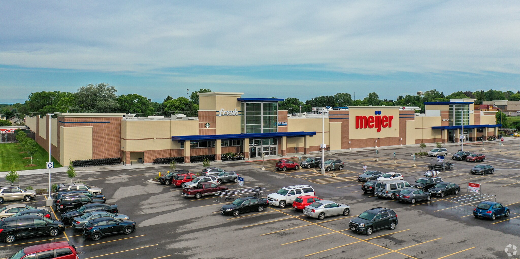 924 N Taylor Dr, Sheboygan, WI for lease Primary Photo- Image 1 of 2