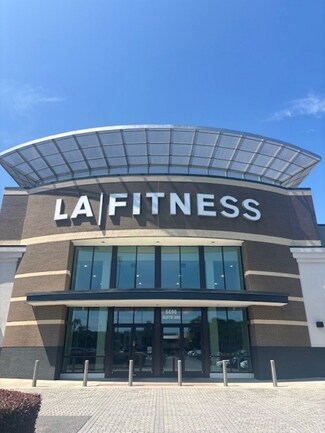 Plus de détails pour 6690 NE Roswell Rd, Atlanta, GA - Bureau/Commerce de détail, Commerce de détail à louer