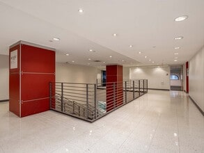 233 Broadway, New York, NY à louer Photo intérieure- Image 1 de 6