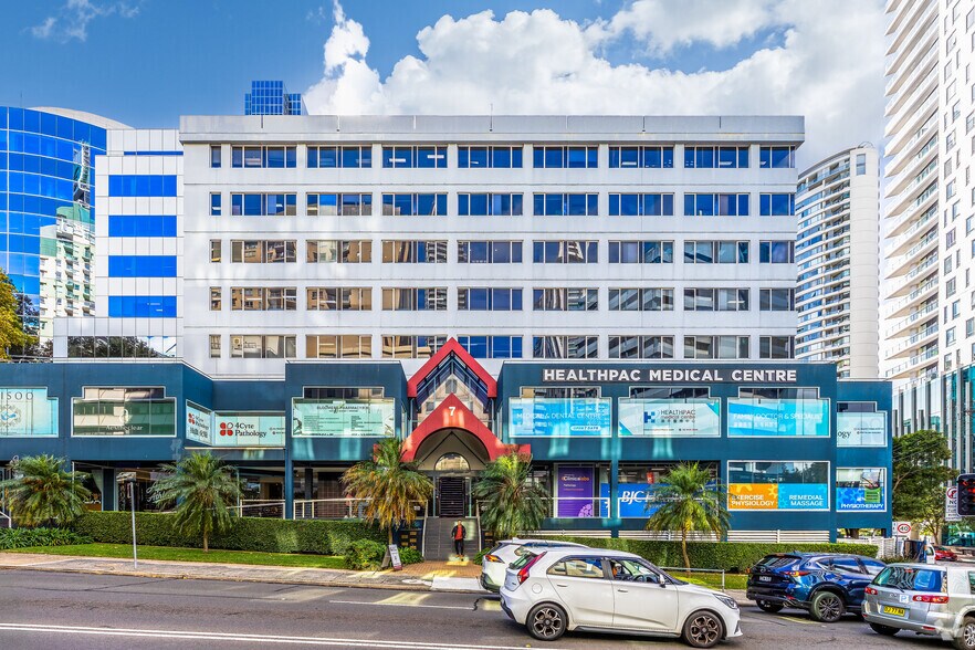 7 Help St, Chatswood à louer - Photo du bâtiment - Image 2 de 5