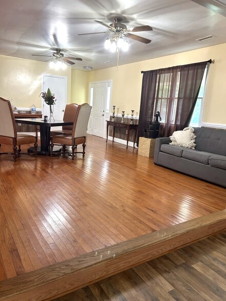 2093 W Lynchburg Salem Tpke, Bedford, VA for lease - Building Photo - Image 3 of 4