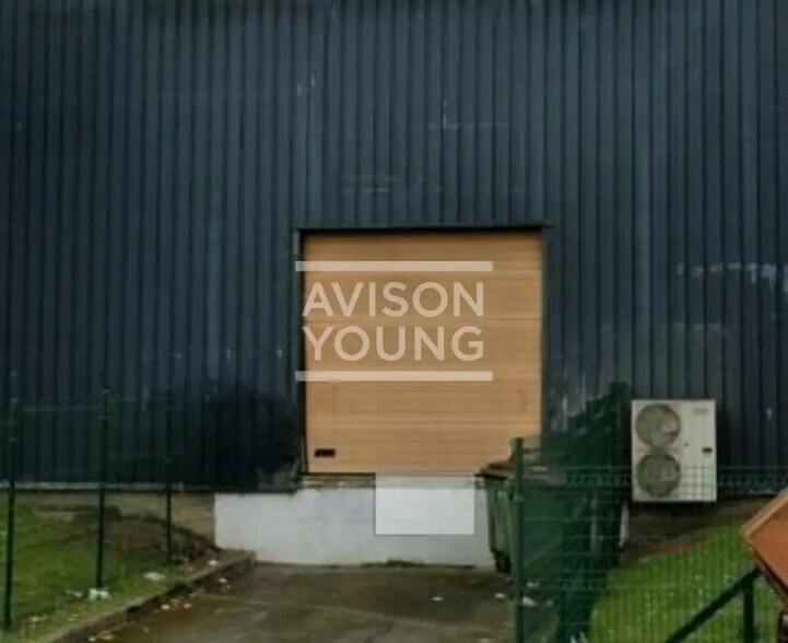 Flex dans Bobigny à louer - Photo du bâtiment - Image 2 de 3