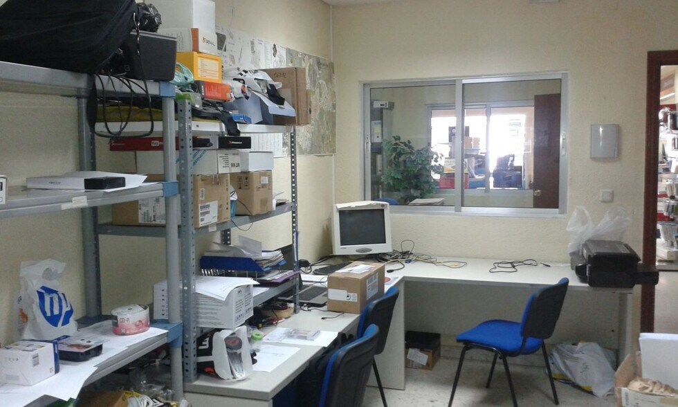 Commerce de détail dans Cáceres à vendre - Photo du bâtiment - Image 2 de 5