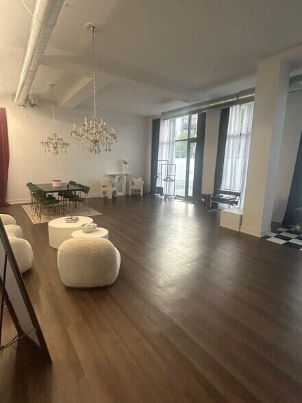 1838-1846 N Western Ave, Chicago, IL à louer - Photo du bâtiment - Image 3 de 9