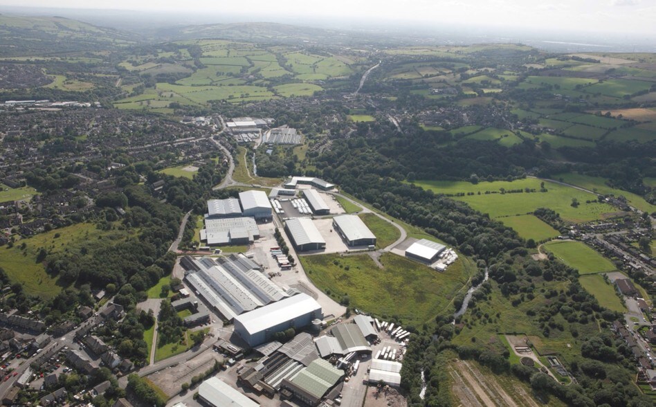 Graphite Way, Glossop for lease - Primary Photo - Image 1 of 3