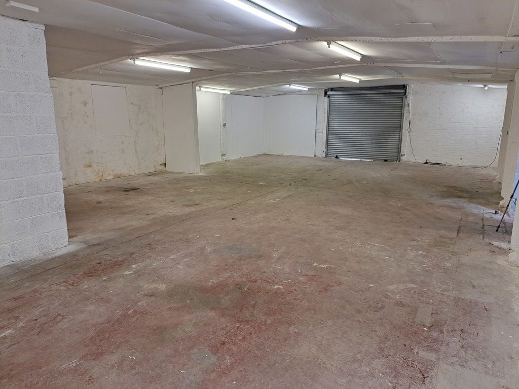 Tachbrook Rd, Little Staughton for lease Interior Photo- Image 1 of 2