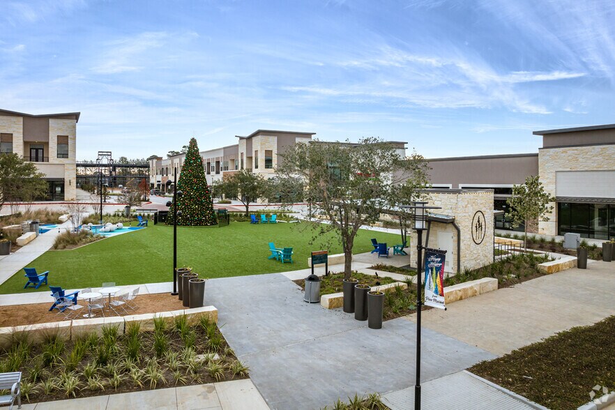 900 New Day Ave, Montgomery, TX à louer - Photo du bâtiment - Image 3 de 8