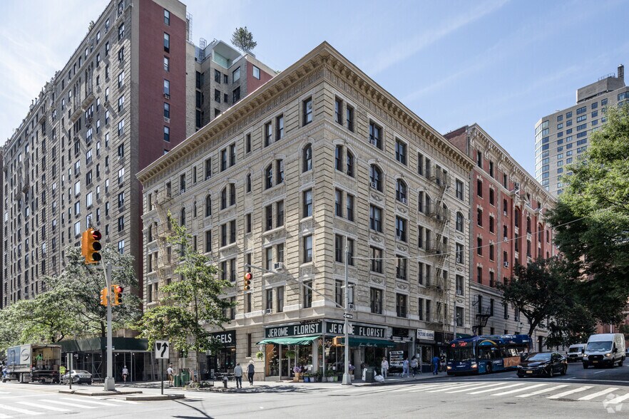 1369-1379 Madison Ave, New York, NY à louer - Photo du bâtiment - Image 2 de 4