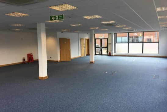 White Lion Rd, Amersham for lease Interior Photo- Image 1 of 2