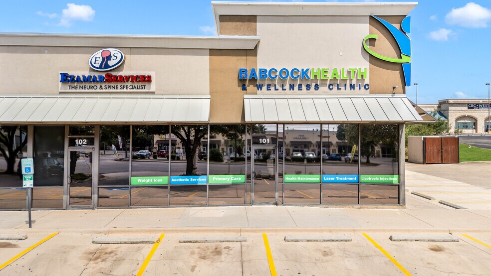 6423 Babcock Rd, San Antonio, TX à vendre - Photo du bâtiment - Image 2 de 6