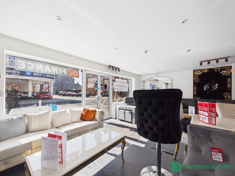 115A-115B Midland Rd, Bedford for lease - Building Photo - Image 3 of 12