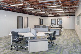 100 Phoenix Dr, Ann Arbor, MI à louer Photo intérieure- Image 2 de 2