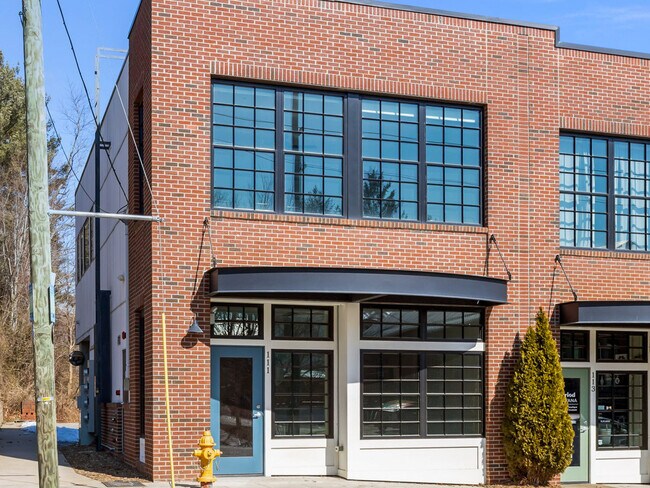 More details for 315 Haywood Rd, Asheville, NC - Retail for Sale