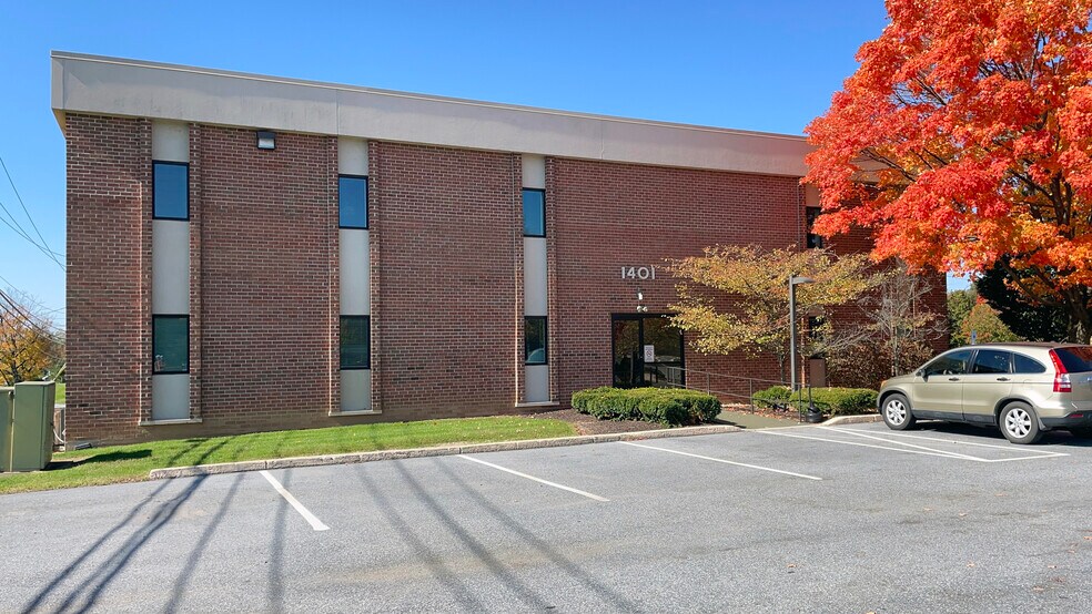 1401 N Cedar Crest Blvd, Allentown, PA à louer - Photo du bâtiment - Image 3 de 9