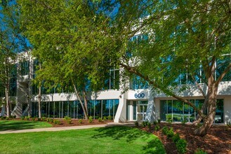 500 S Boulevard SW, Huntsville, AL à louer Photo intérieure- Image 1 de 2