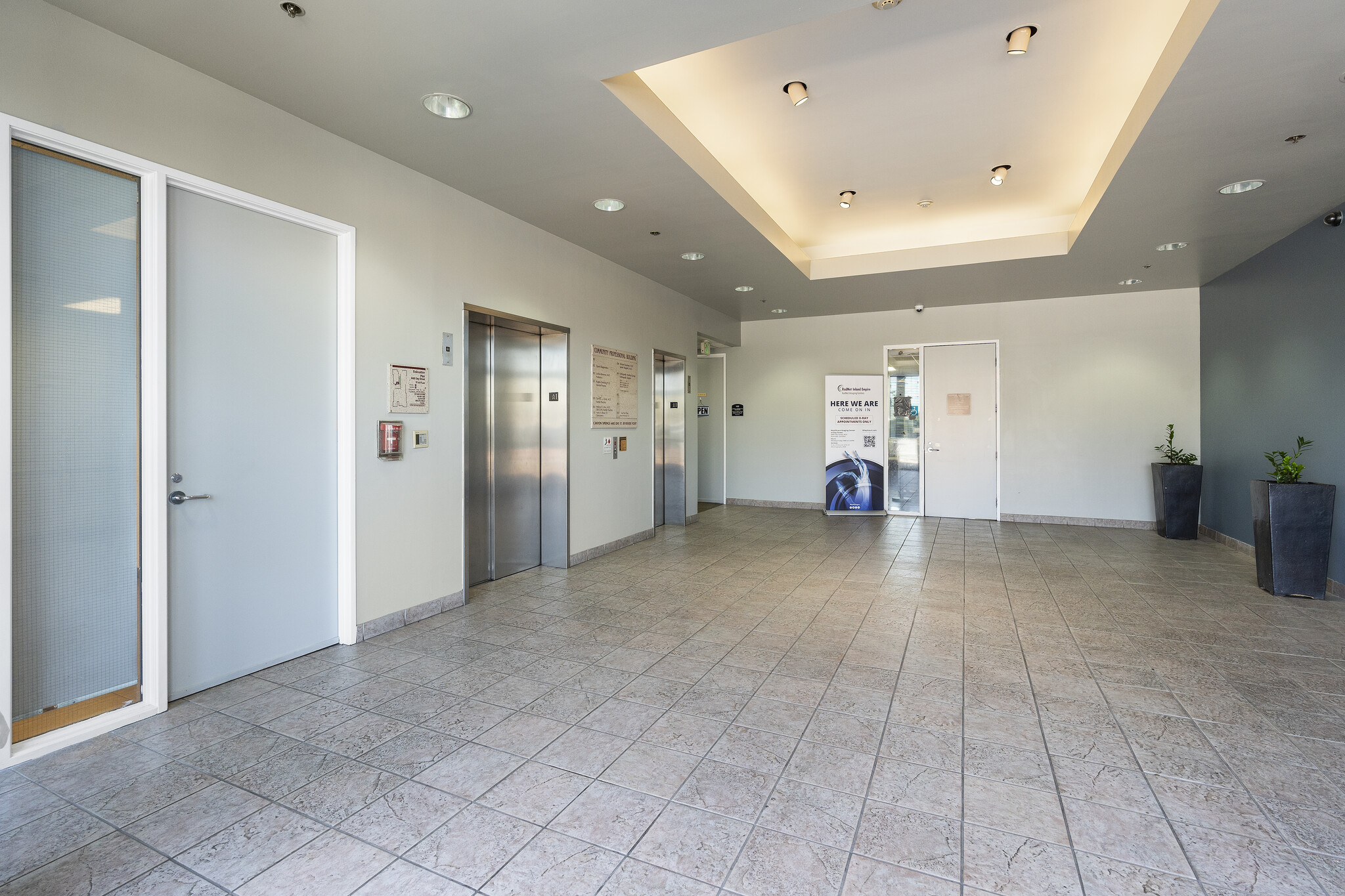 6485 Day St, Riverside, CA for lease Interior Photo- Image 1 of 5