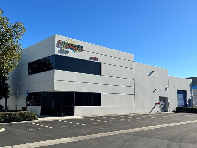 Plus de détails pour 1320 N Hancock St, Anaheim, CA - Industriel à louer