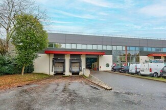 Plus de détails pour 7 Rue De La Marne, Saint-Thibault-des-Vignes - Local d'activités à louer