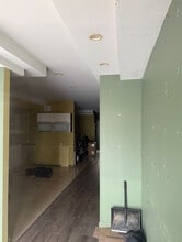 24802 Northern Blvd, Douglaston, NY for lease Interior Photo- Image 2 of 6