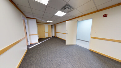 7777 Leesburg Pike, Falls Church, VA à louer Photo intérieure- Image 2 de 4