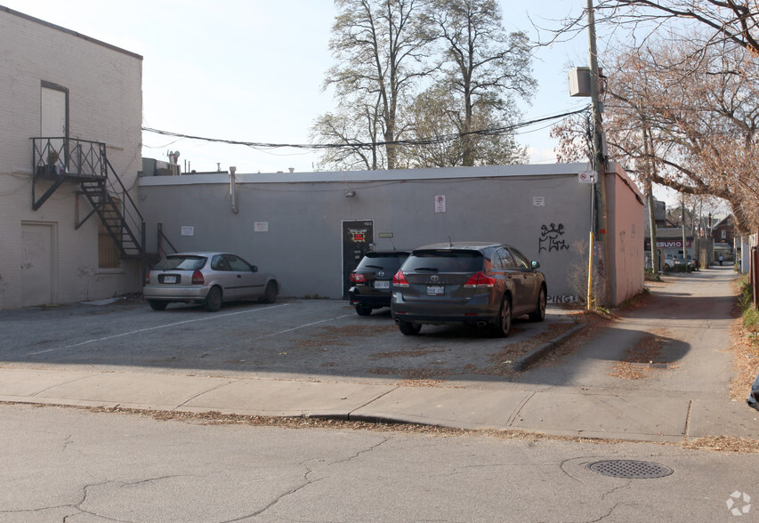 408 Pacific Ave, Toronto, ON for lease - Primary Photo - Image 1 of 2