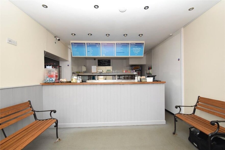 86 Northway, Scarborough for sale - Building Photo - Image 3 of 15