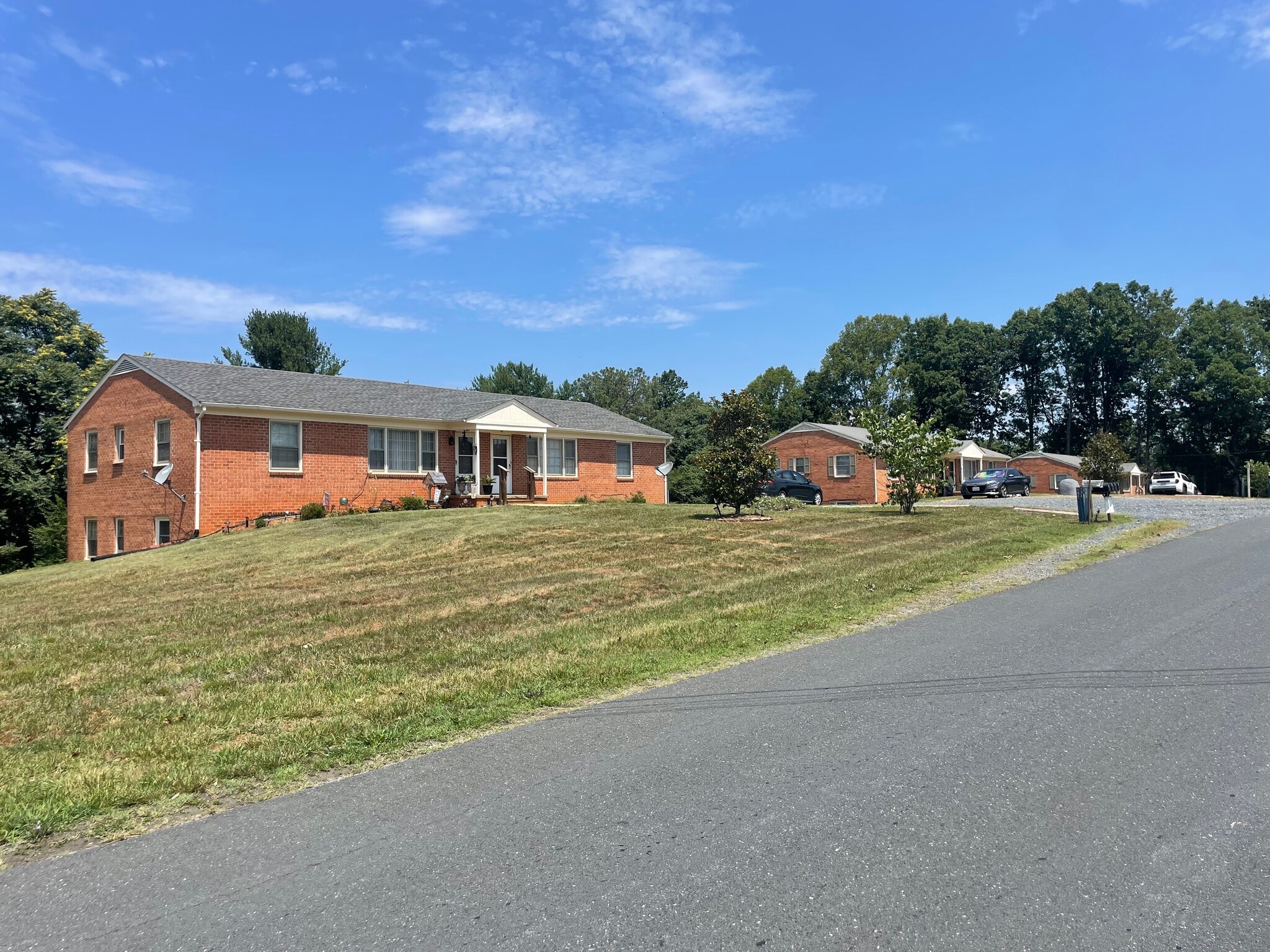 193 Cedar Cove Ln, Spout Spring, VA à vendre Photo principale- Image 1 de 7