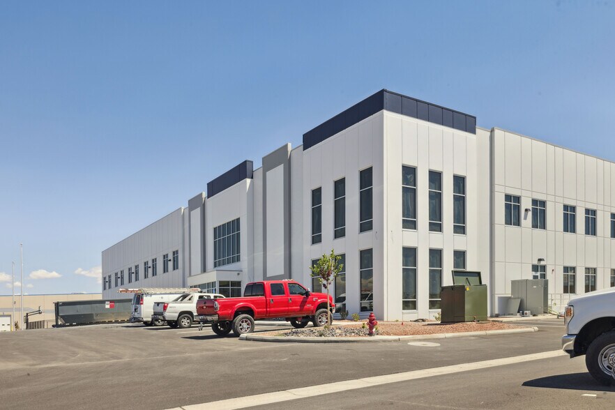 1450 E Venture Dr, Saint George, UT à vendre - Photo du bâtiment - Image 2 de 3