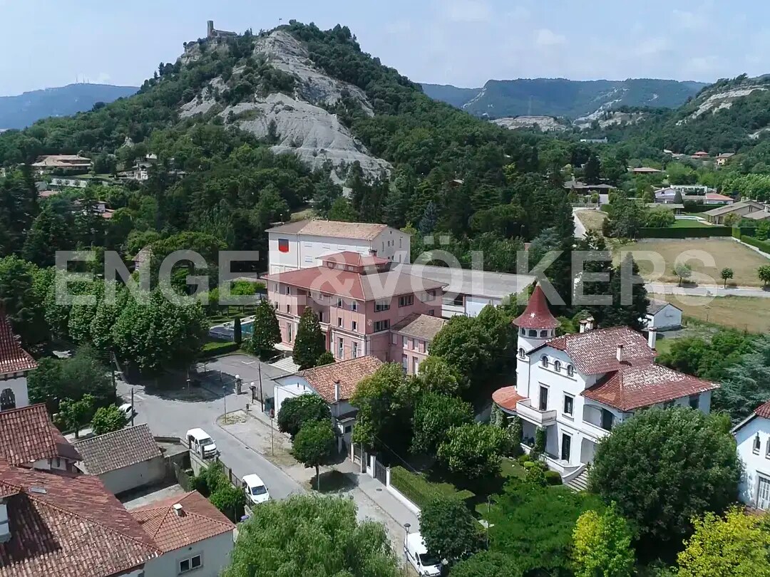 Spécialité dans Tona, Barcelona à vendre Photo du bâtiment- Image 1 de 7