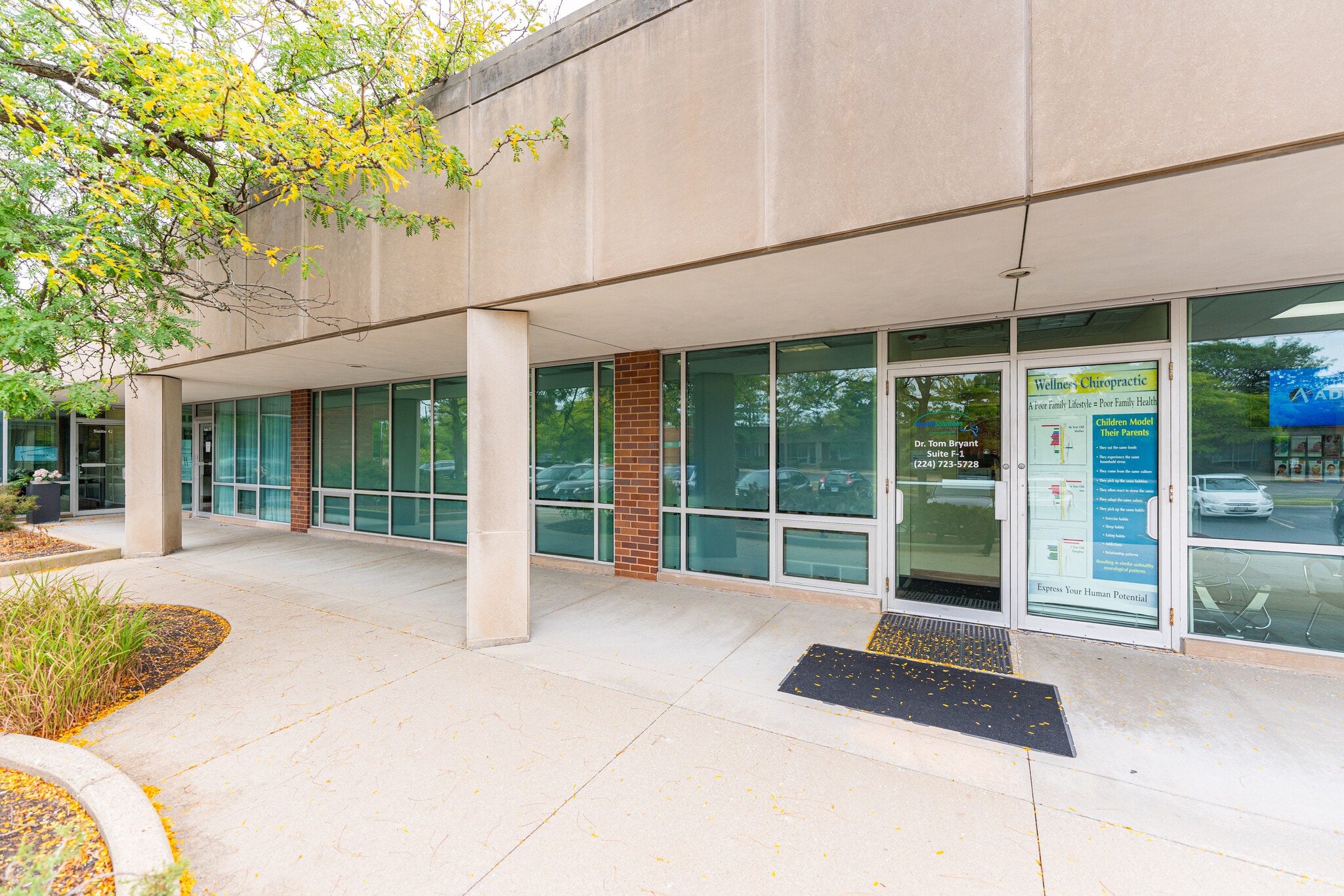 105 Revere Dr, Northbrook, IL for sale Primary Photo- Image 1 of 10